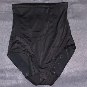 Shapewear Naomi and Nicole